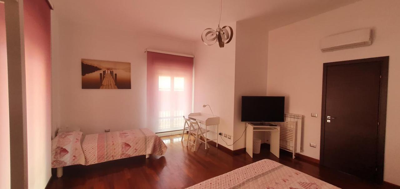 Lindos Bed & Breakfast Gela Bilik gambar